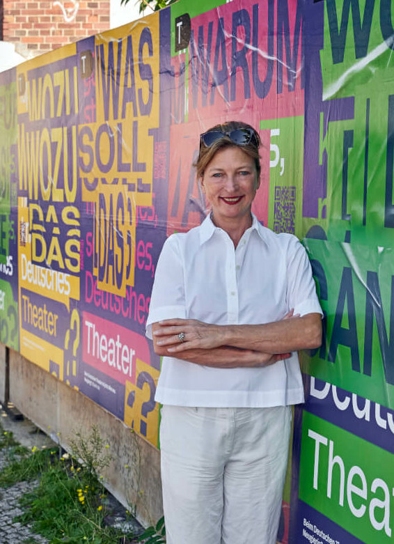 Zu sehen ist Iris Laufenberg, Intendantin des Deutschen Theater Berlin