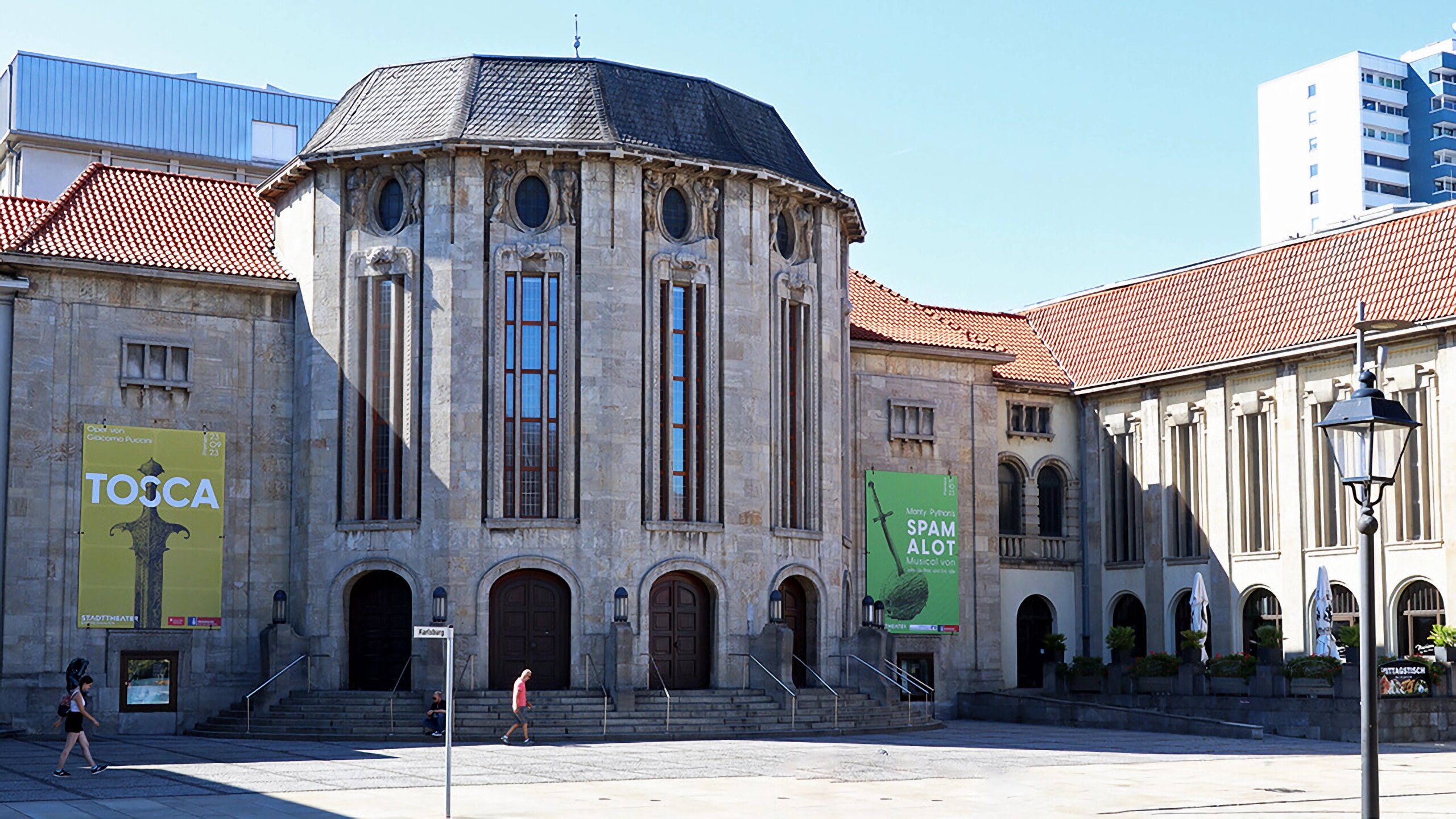 Zu sehen ist das Stadttheater Bremerhaven