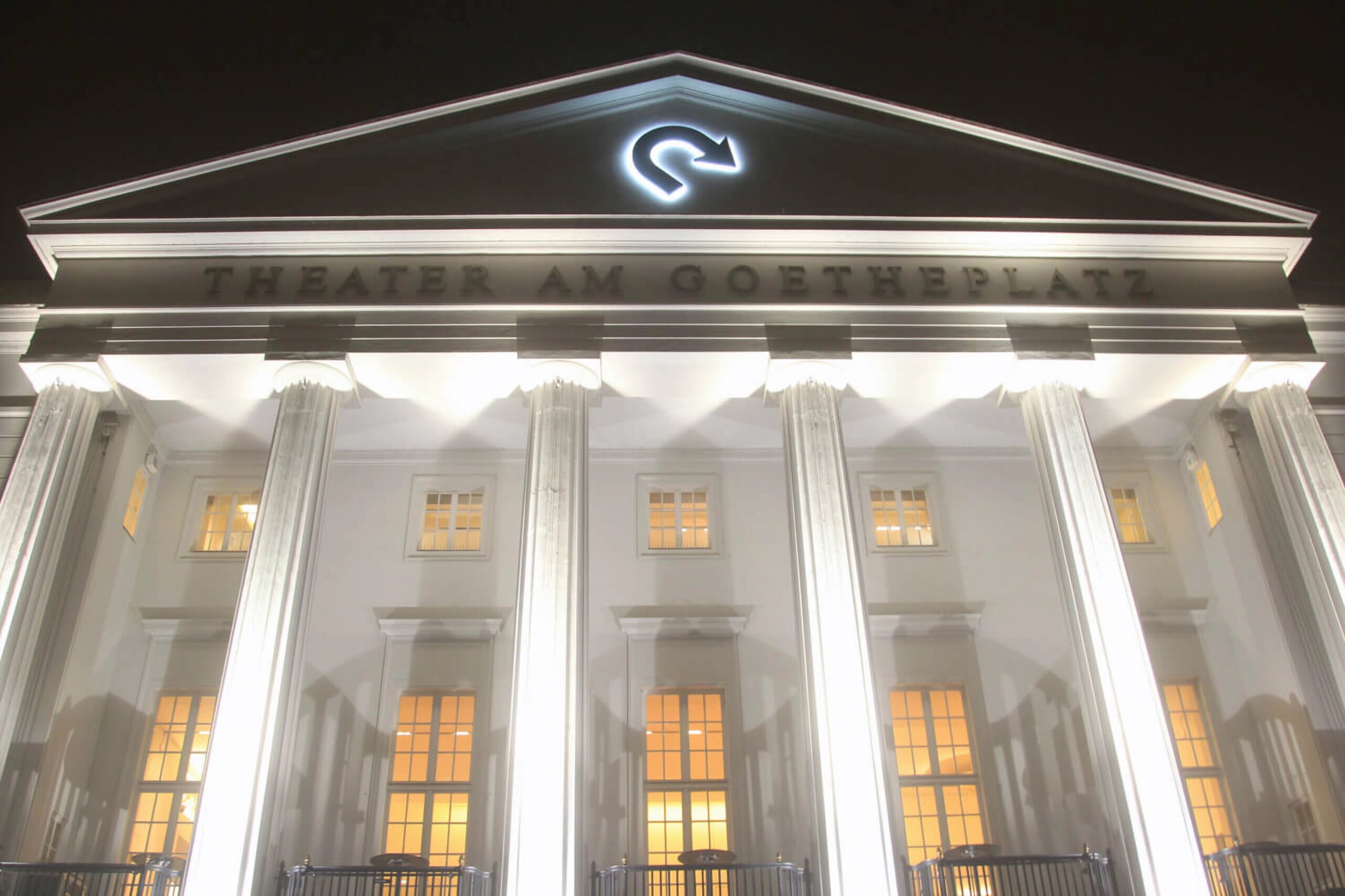 Man sieht das Theater am Goetheplatz in Bremen