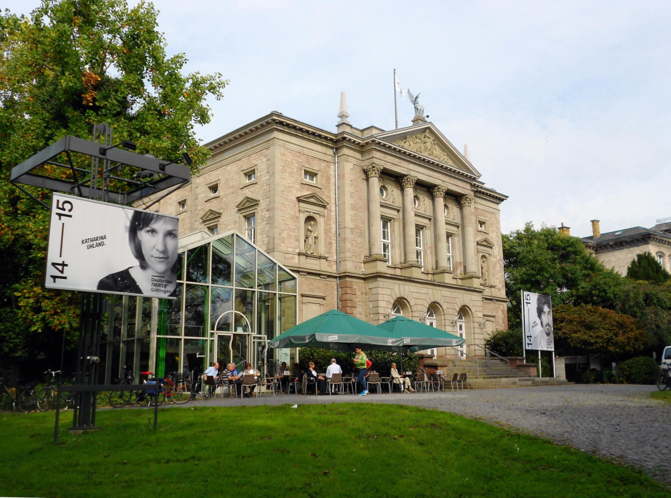 Die Außenansicht des Deutschen Theater Göttingen